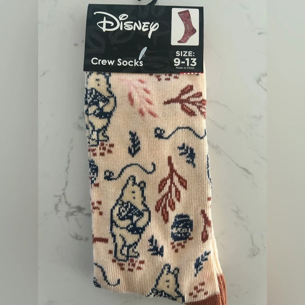 Disney Winnie the Pooh Crew Socks (Size 9-13), Unisex - NWT